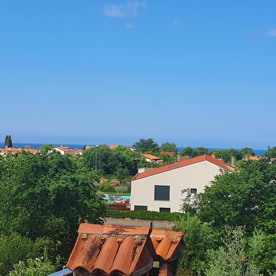 Apartments Kero New Value 2023 Fully Ac Пореч Екстериор снимка